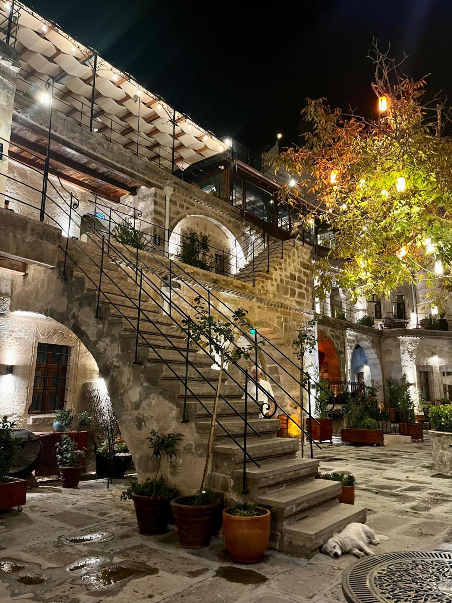 Century Cave Hotel Göreme Zewnętrze zdjęcie